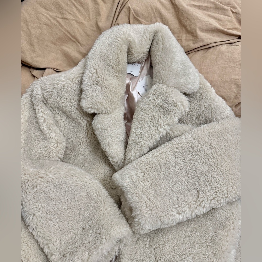 SANDRO White Faux Fur Coat (NWT)⭐️